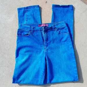 Gloria Vanderbilt jeans